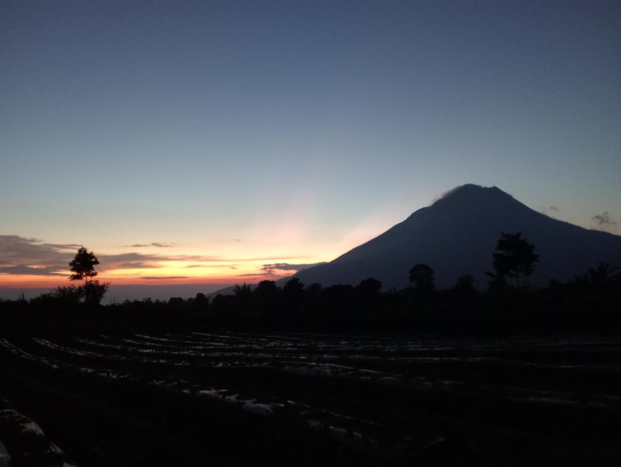 Vulkaan Homestay เบอราสตากี ภายนอก รูปภาพ