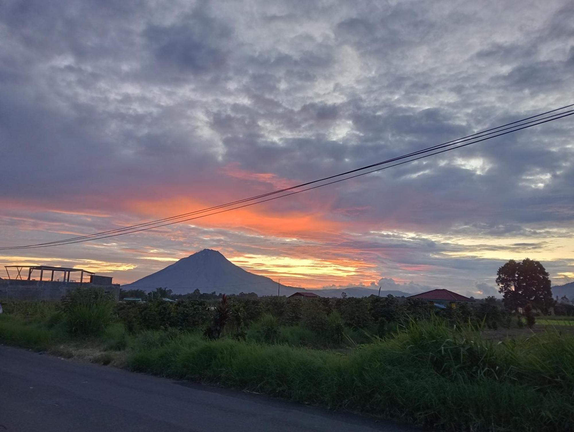 Vulkaan Homestay เบอราสตากี ภายนอก รูปภาพ